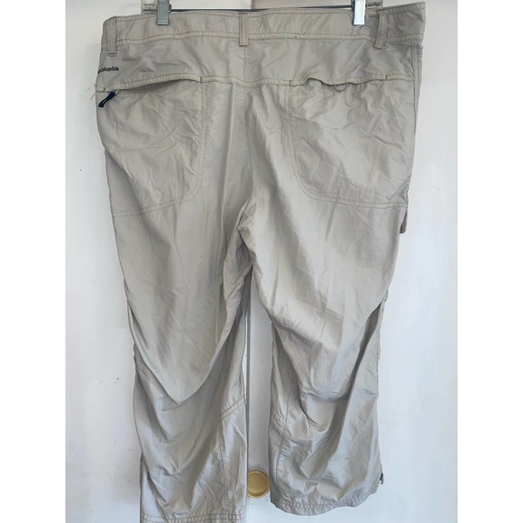 COLUMBIA Khaki Women's 16 Hiking Waterproof Capris - Picture 2 of 11